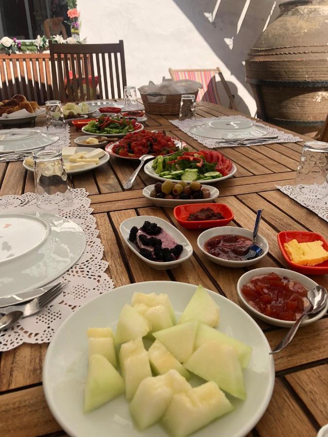 Annemin Harabesi Otel Çeşme Zewnętrze zdjęcie
